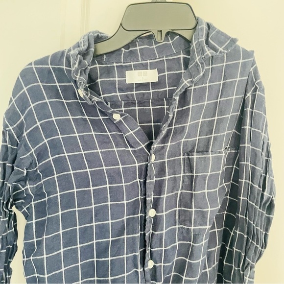 Uniqlo Blue White Plaid Button Down Shirt Size M - Picture 2 of 14